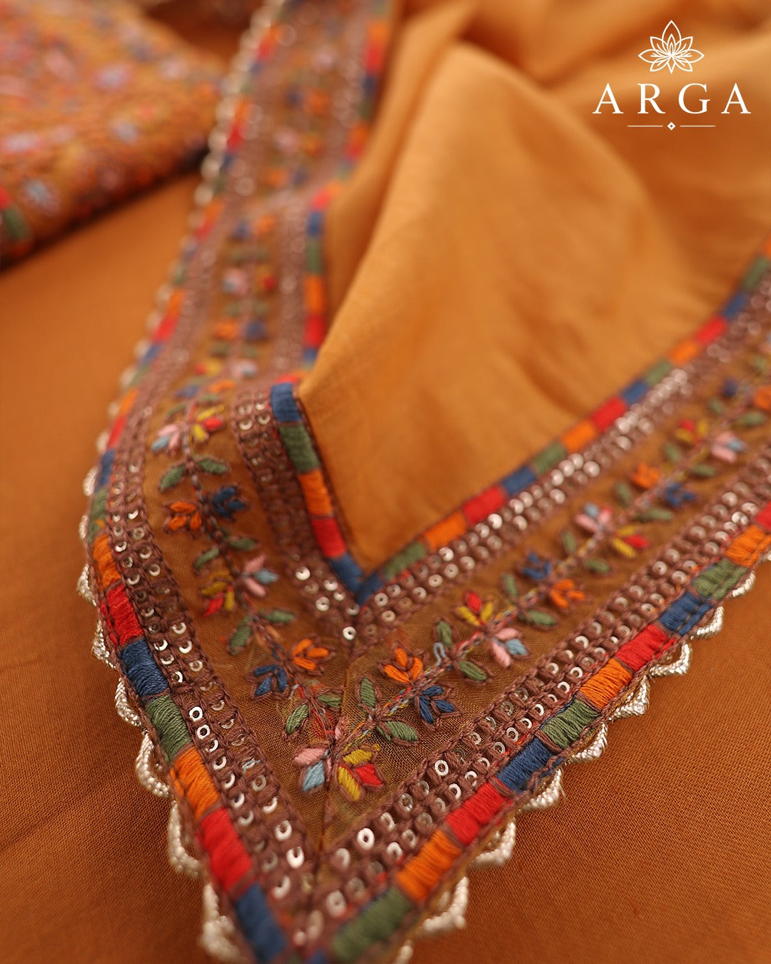 Kesari Rangrez Pure Premium Mul Ensemble