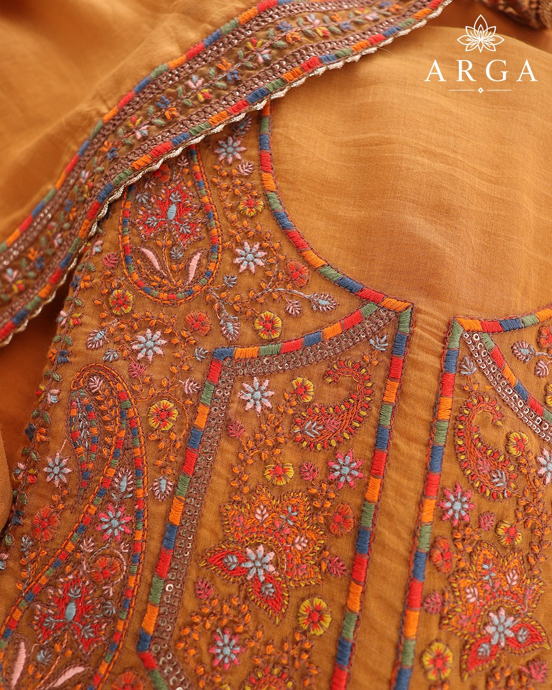 Kesari Rangrez Pure Premium Mul Ensemble